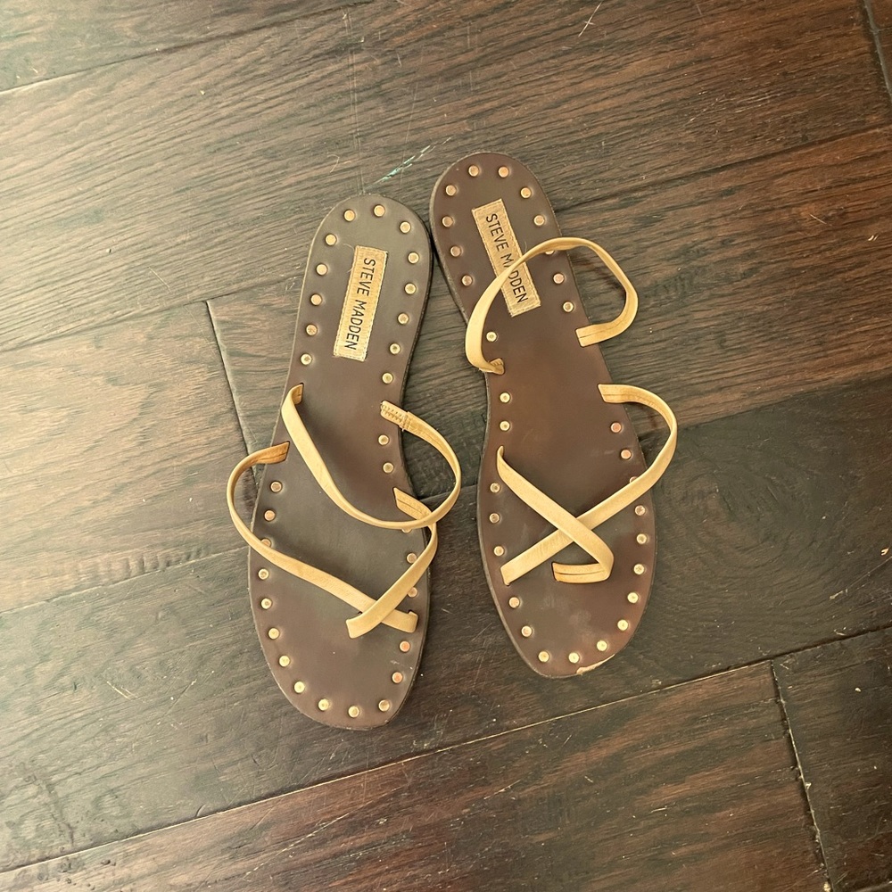 Women’s sandals